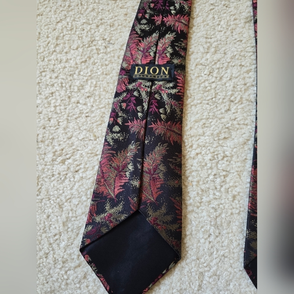 Dion Collection Silk Tie – Black Red Gold Leaf Pattern - Picture 4 of 5